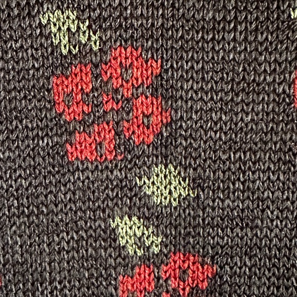 Vintage Patchwork Knit Sweater with Floral Patterns - Picture 7 of 10